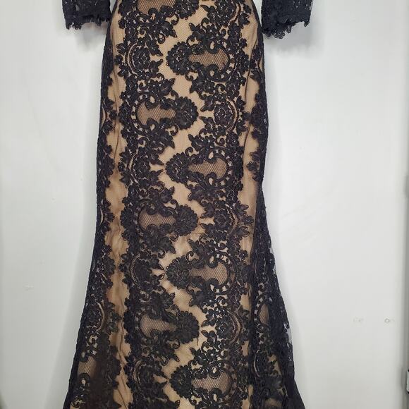 Alice + Olivia Jae Lace Open Back Maxi Dress Gown Black Mermaid Cocktail Size 8 - Picture 11 of 16